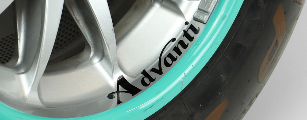 什么档次?和F1冠军用同品牌轮圈?!